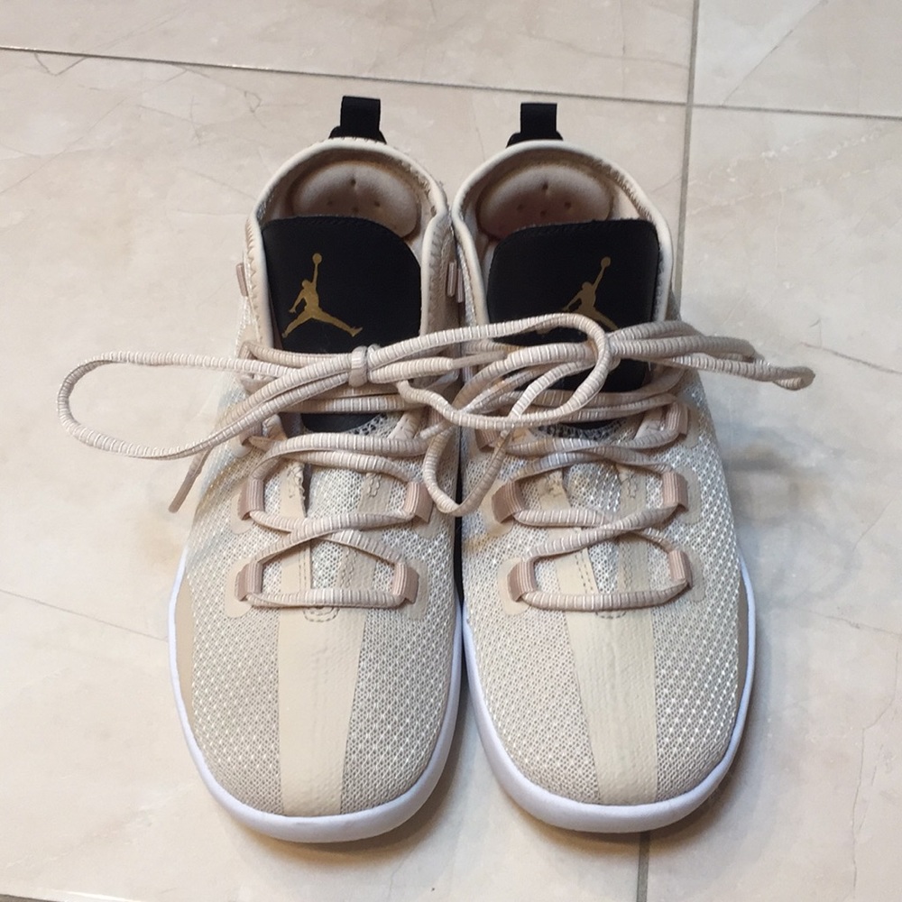 Jordan Reveal Shoes